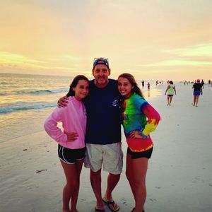 Meet your Posher, Lee